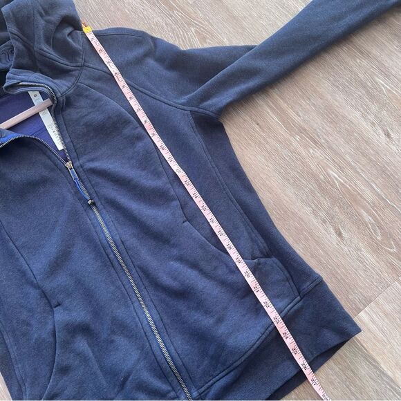 Lululemon navy blue scuba hoodie full zip women’s size 12 - Picture 3 of 5